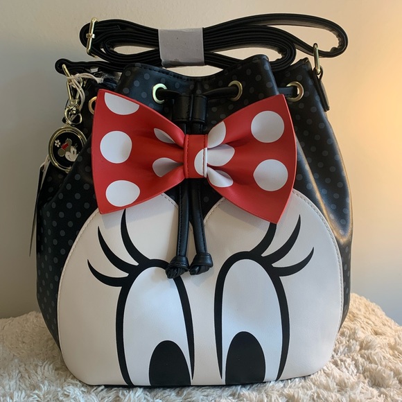 Loungefly Handbags - *SOLD* 🌺HP🌺 Loungefly Minnie Mouse Bow Crossbody Bucket Bag